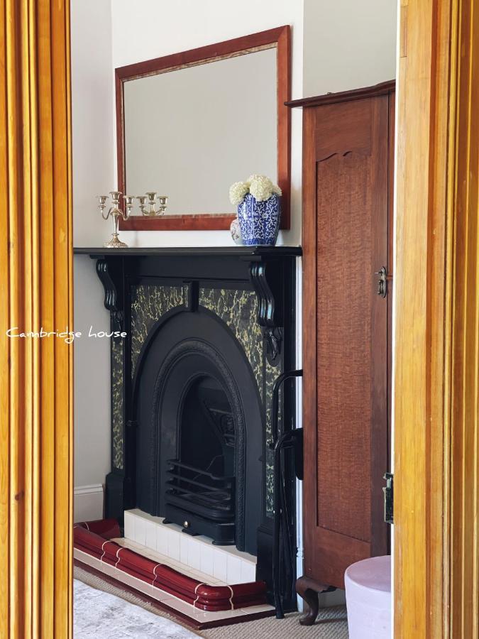 Cambridge House Breakfast & Bed Bed and Breakfast Geeveston Eksteriør billede
